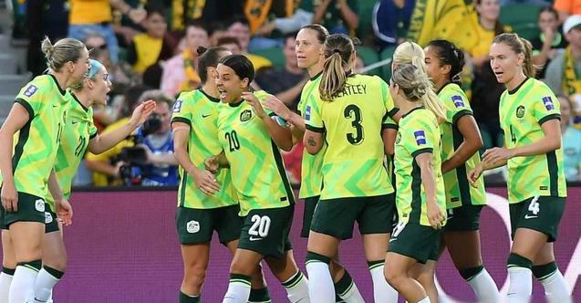 云开体育网站-亚洲杯女足爆冷连连！韩国6-0虐乌兹别克，中国女足晋级却遭利空